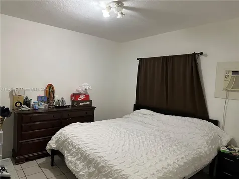 1838 NW 18th Street Miami FL 33125
