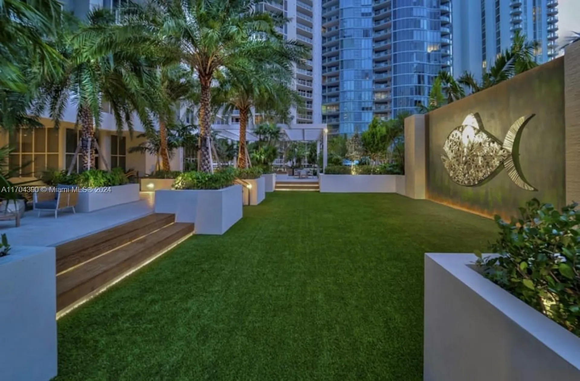 215 N New River Drive E Fort Lauderdale FL 33301