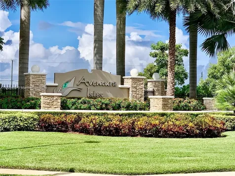 408 NE 194th Terrace Miami FL 33179