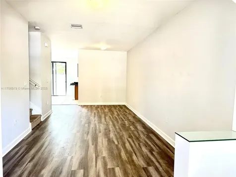 408 NE 194th Terrace Miami FL 33179