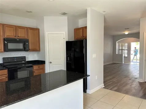 408 NE 194th Terrace Miami FL 33179