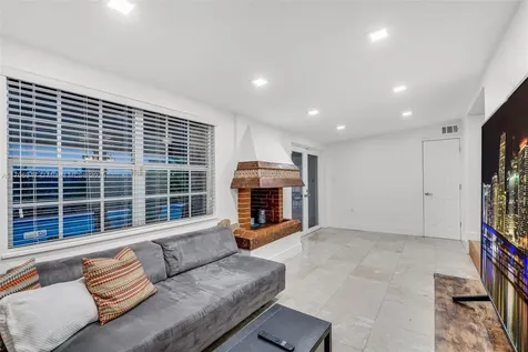2293 SW 24th Terrace Miami FL 33145