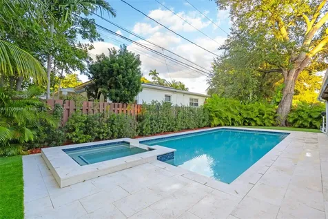 2293 SW 24th Terrace Miami FL 33145