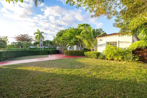 2293 SW 24th Terrace Miami FL 33145