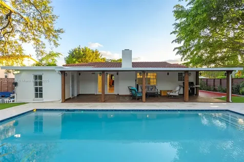 2293 SW 24th Terrace Miami FL 33145