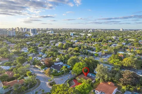 2293 SW 24th Terrace Miami FL 33145