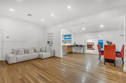 2293 SW 24th Terrace Miami FL 33145