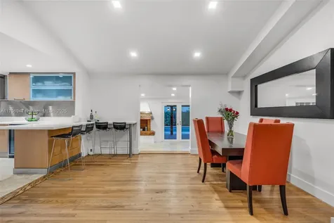 2293 SW 24th Terrace Miami FL 33145