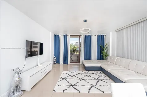 3505 S Ocean Drive Hollywood FL 33019