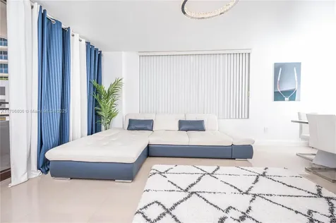 3505 S Ocean Drive Hollywood FL 33019