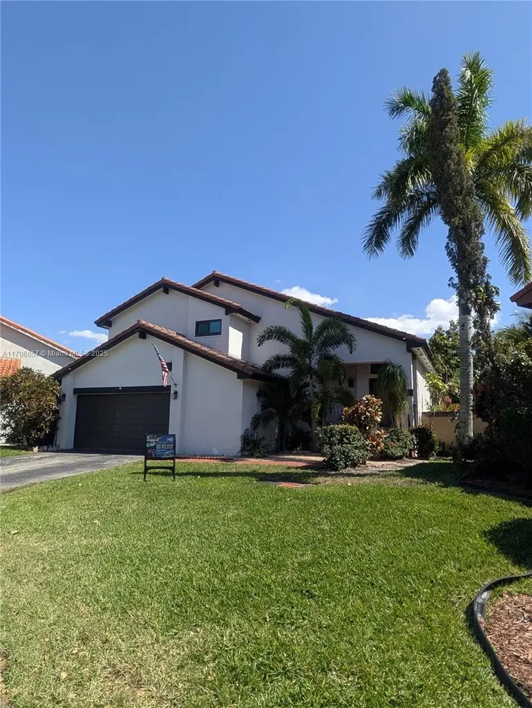 17715 NW 62nd Place N Hialeah FL 33015