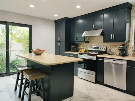 17715 NW 62nd Place N Hialeah FL 33015