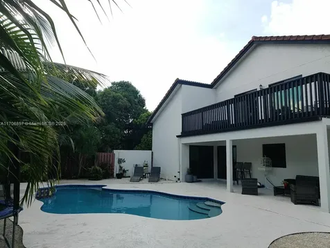 17715 NW 62nd Place N Hialeah FL 33015