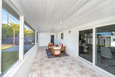 12525 SW 187th Street Miami FL 33177
