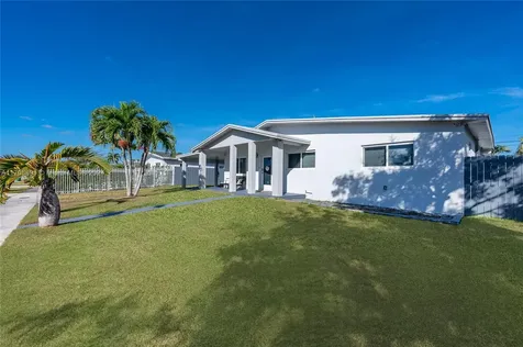 12525 SW 187th Street Miami FL 33177