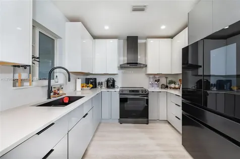 12525 SW 187th Street Miami FL 33177
