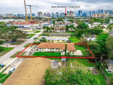 2520 NE 191st Street Miami FL 33180