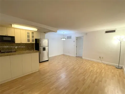 3245 Virginia Street Miami FL 33133