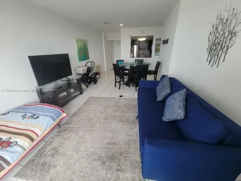 5601 Collins Avenue Miami Beach FL 33140