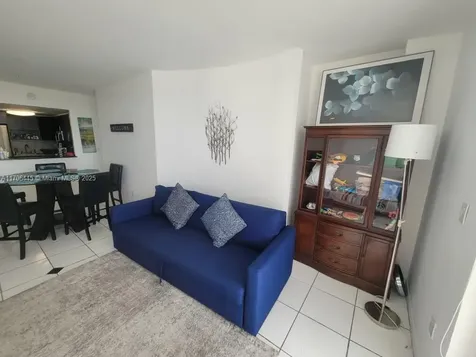 5601 Collins Avenue Miami Beach FL 33140