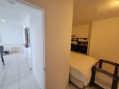 5601 Collins Avenue Miami Beach FL 33140