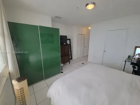5601 Collins Avenue Miami Beach FL 33140