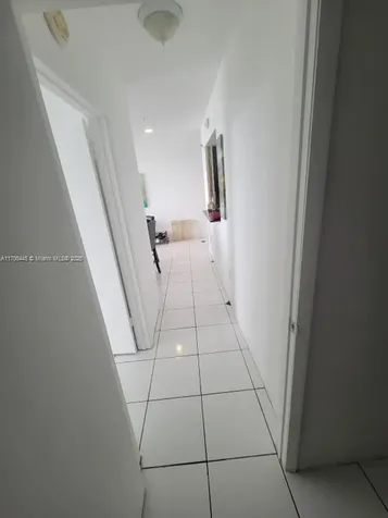 5601 Collins Avenue Miami Beach FL 33140