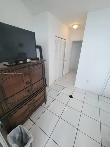 5601 Collins Avenue Miami Beach FL 33140