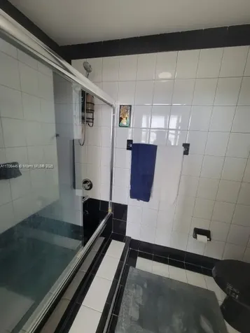 5601 Collins Avenue Miami Beach FL 33140