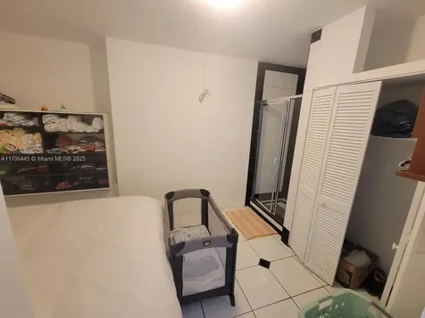 5601 Collins Avenue Miami Beach FL 33140