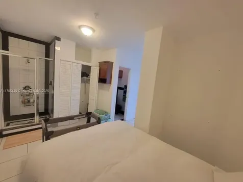 5601 Collins Avenue Miami Beach FL 33140