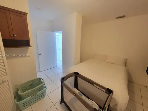 5601 Collins Avenue Miami Beach FL 33140