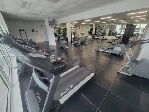 5601 Collins Avenue Miami Beach FL 33140