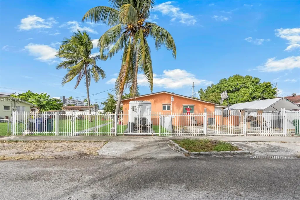 6875 SW 25th Terrace Miami FL 33155