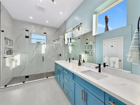 21320 SW 232nd Street Miami FL 33170