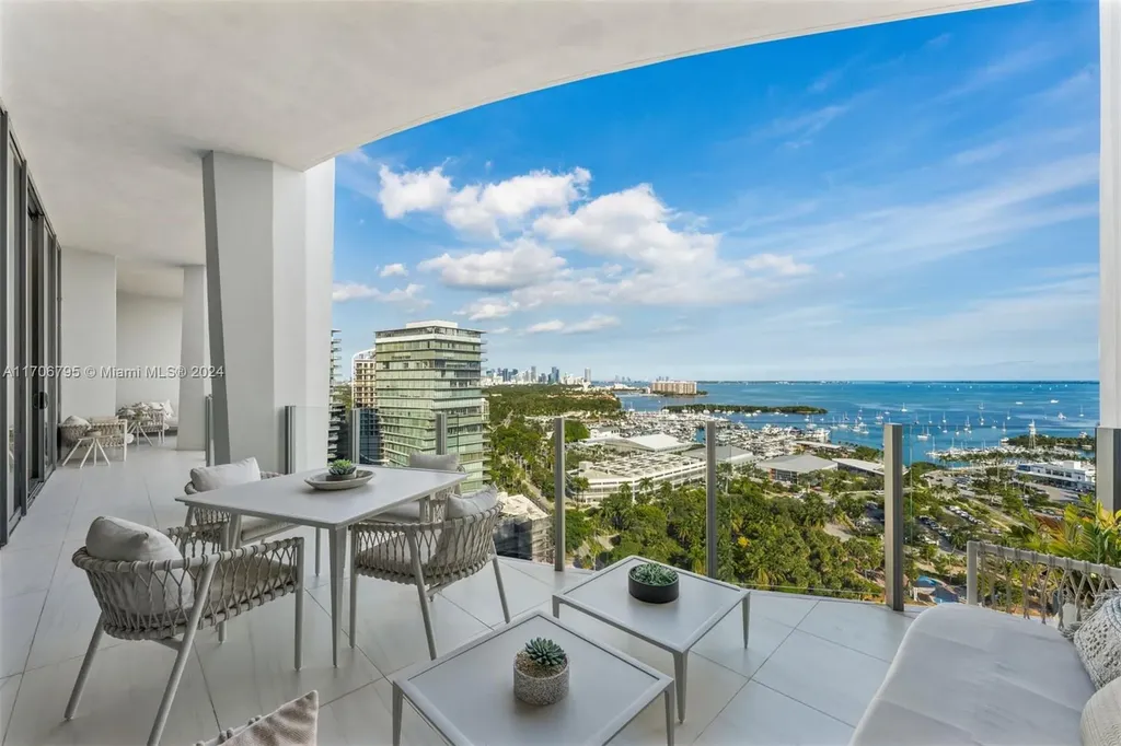 2811 S Bayshore Drive Miami FL 33133