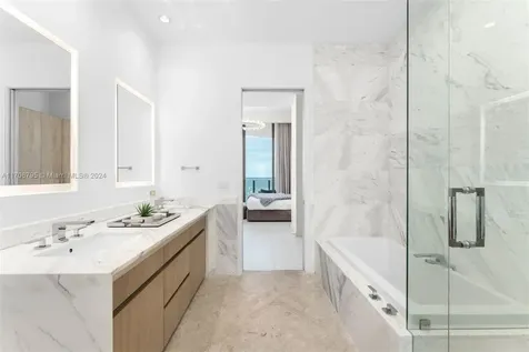 2811 S Bayshore Drive Miami FL 33133