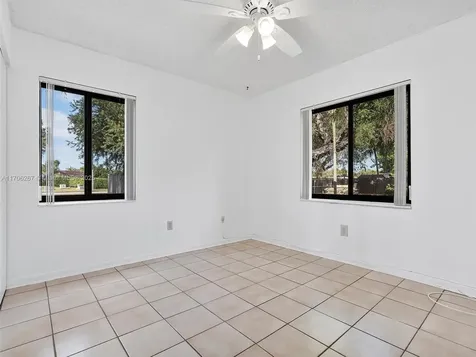 4648 SW 136th Place Miami FL 33175