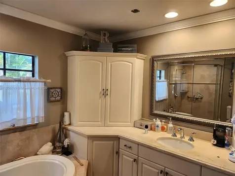 2131 NW 107th Avenue Sunrise FL 33322