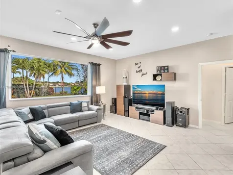 19479 S Whitewater Avenue Weston FL 33332