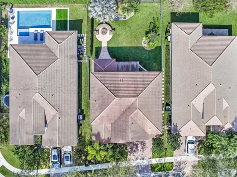 19479 S Whitewater Avenue Weston FL 33332
