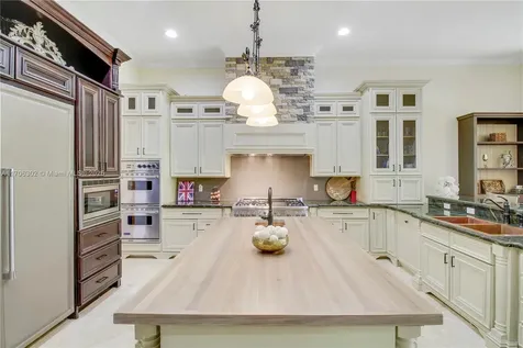 7086 Spyglass Avenue Parkland FL 33076