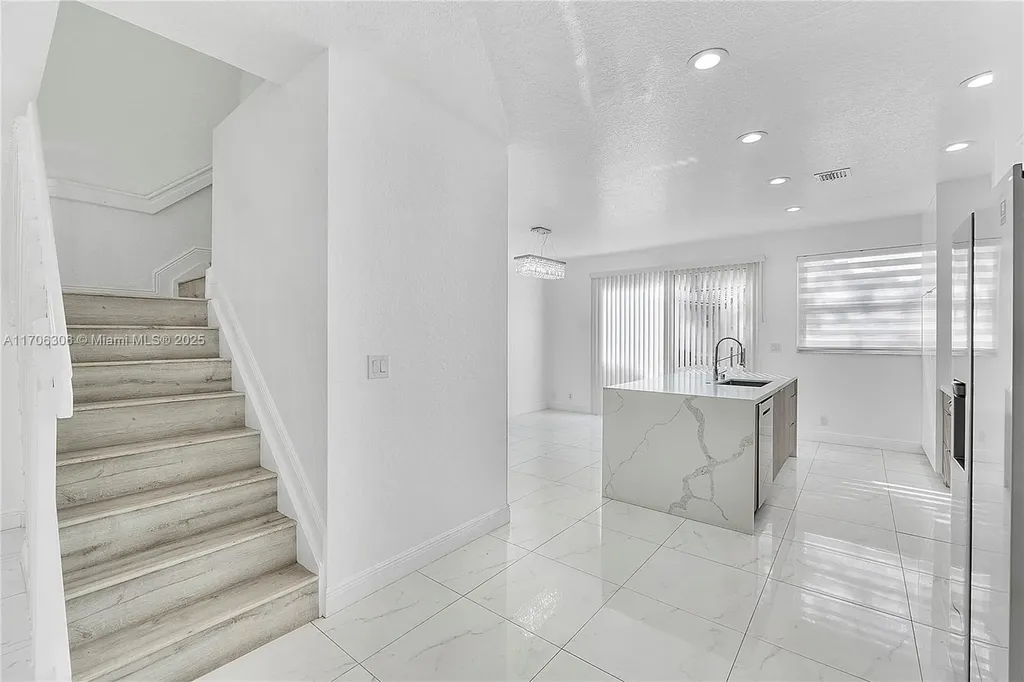 11650 NW 47th Drive Coral Springs FL 33076