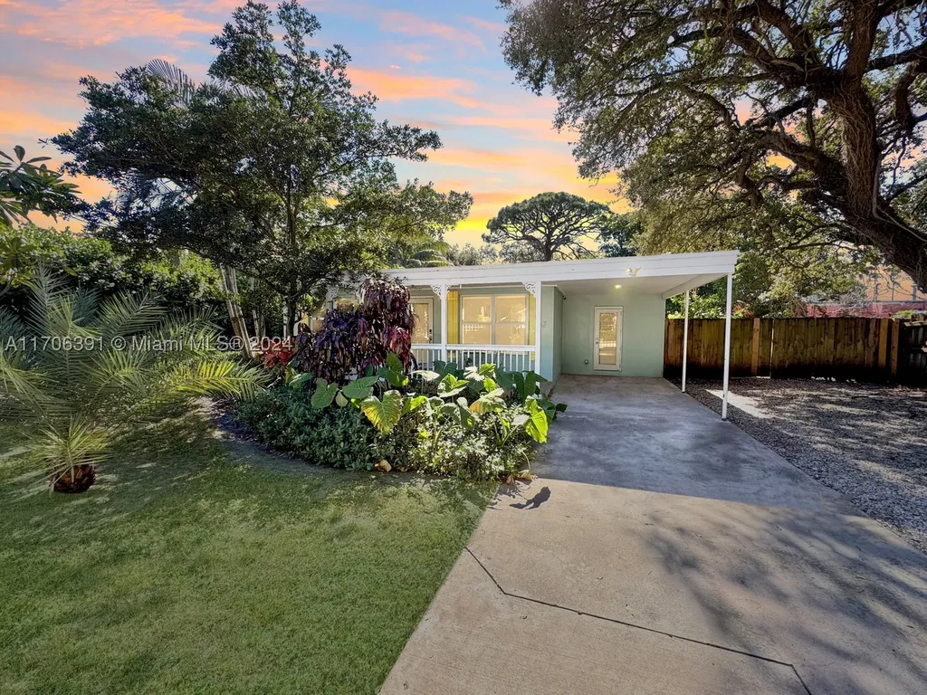 1820 SW 11th Court Fort Lauderdale FL 33312
