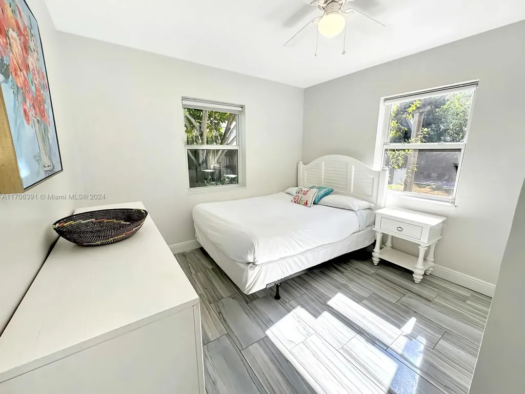 1820 SW 11th Court Fort Lauderdale FL 33312