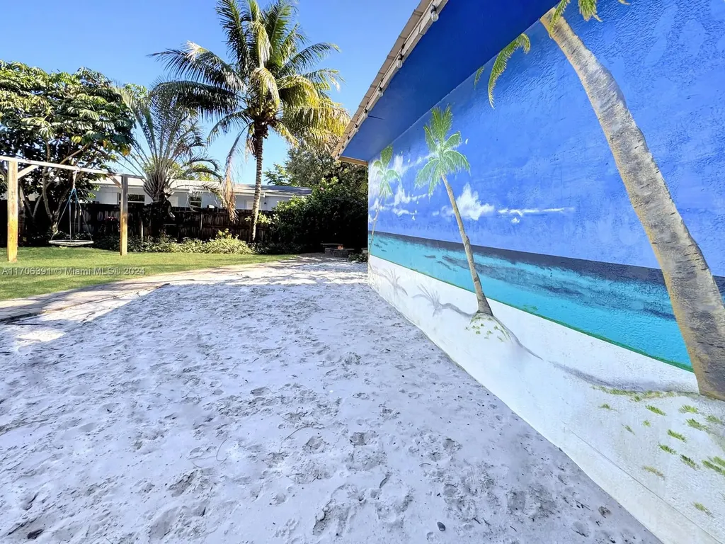 1820 SW 11th Court Fort Lauderdale FL 33312