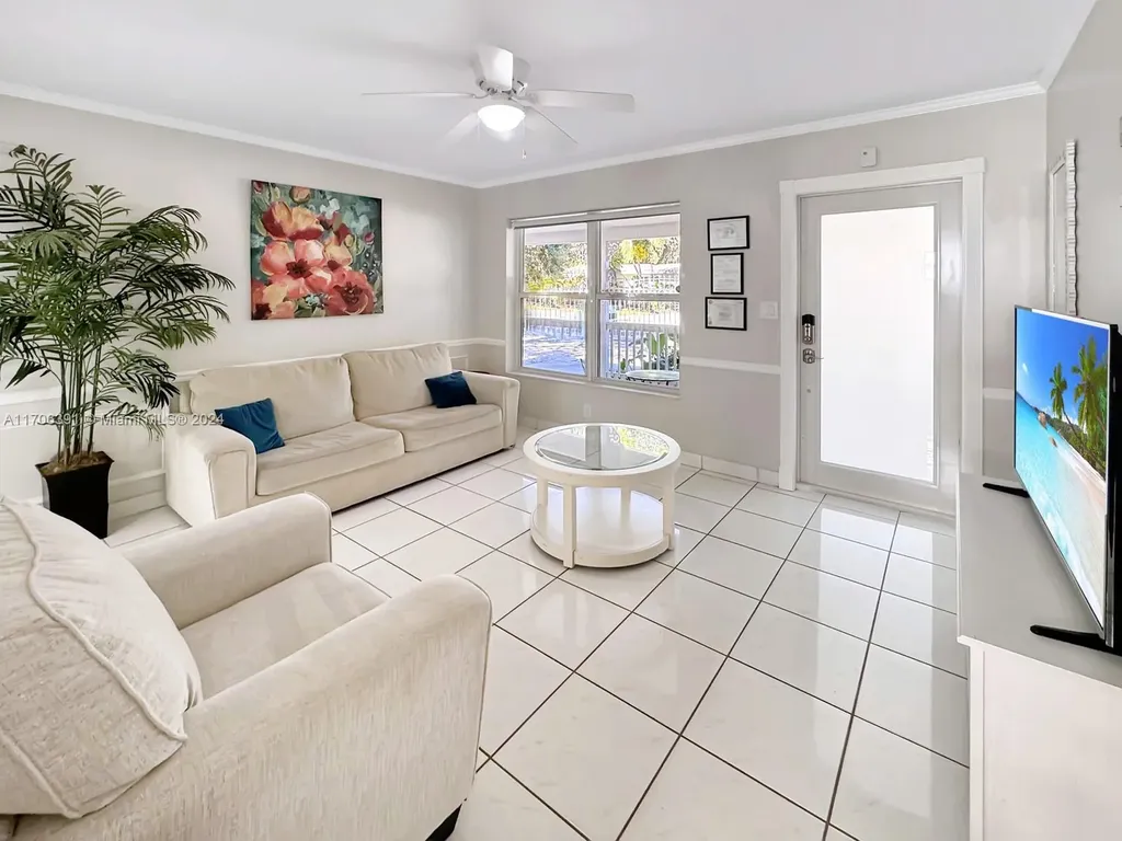 1820 SW 11th Court Fort Lauderdale FL 33312