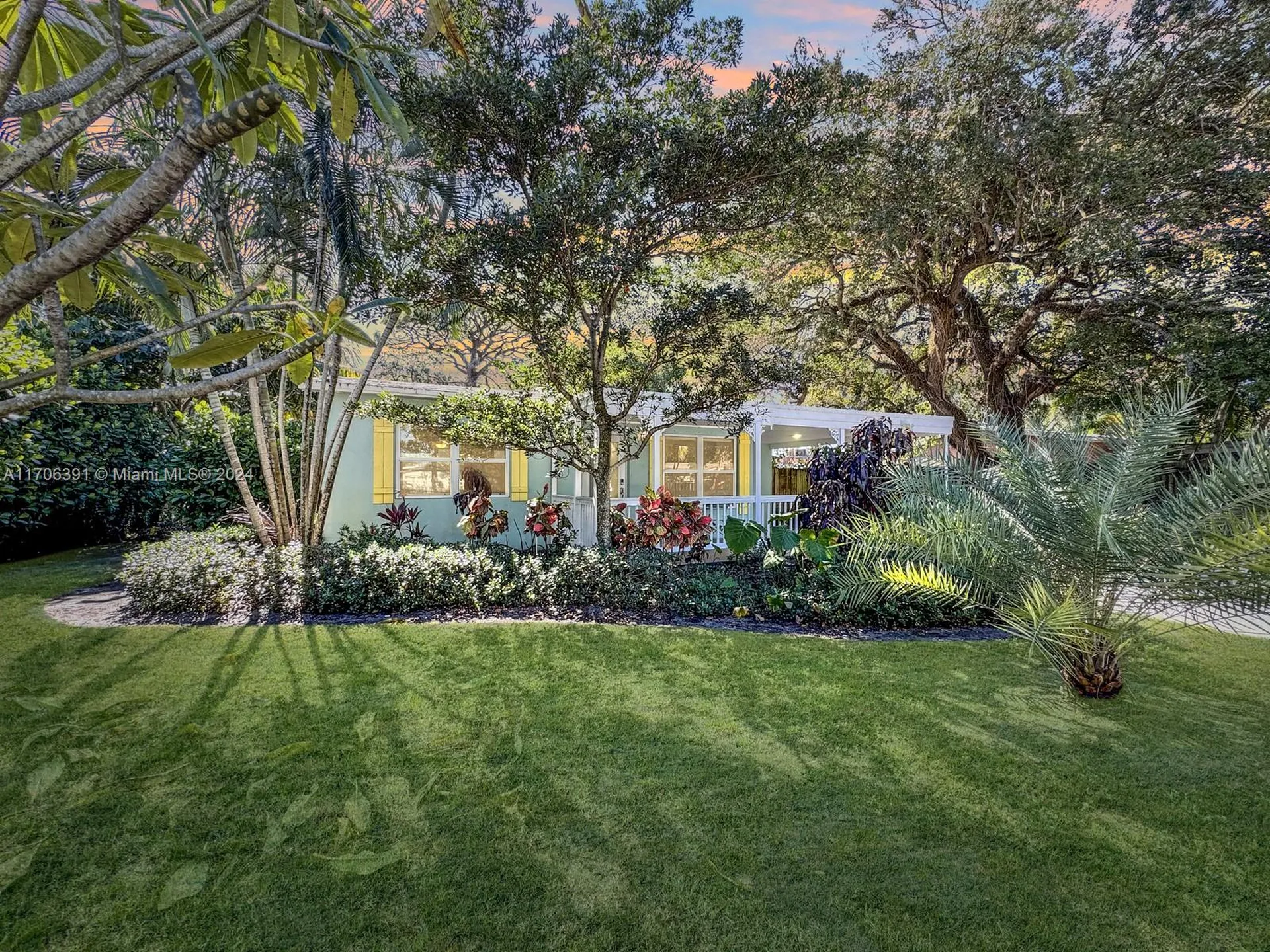 1820 SW 11th Court Fort Lauderdale FL 33312