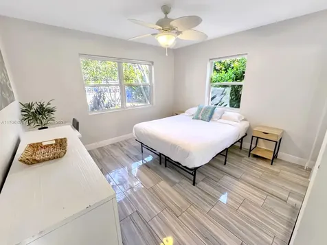 1820 SW 11th Court Fort Lauderdale FL 33312
