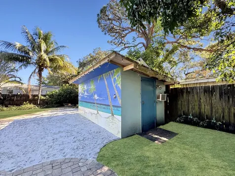 1820 SW 11th Court Fort Lauderdale FL 33312